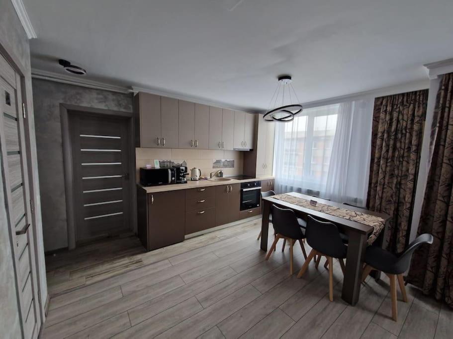 Delux Flat Straja-Lupeni Appartement Lupeni  Buitenkant foto